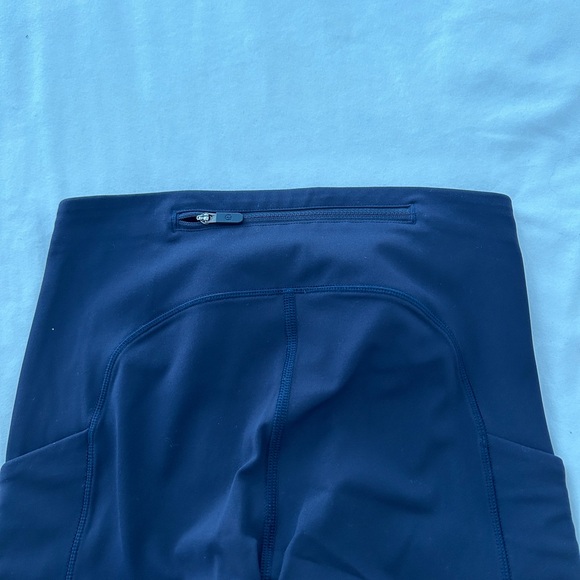 LULULEMON navy blue leggings - Picture 2 of 3
